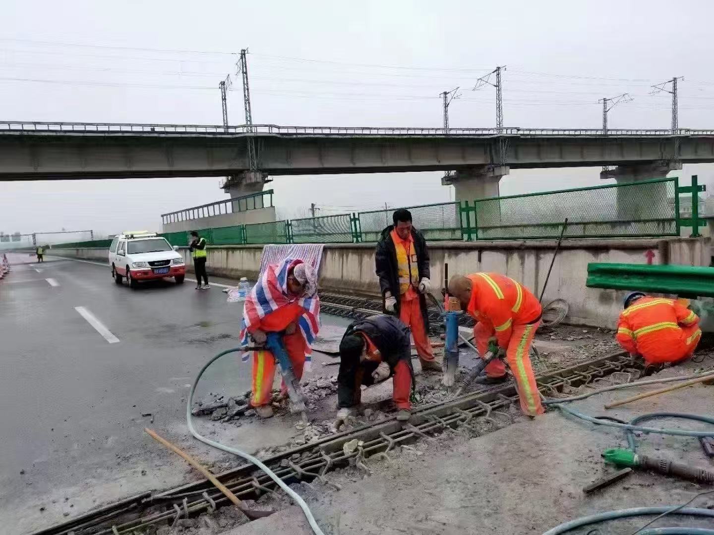 建宁桥梁伸缩缝抢修料